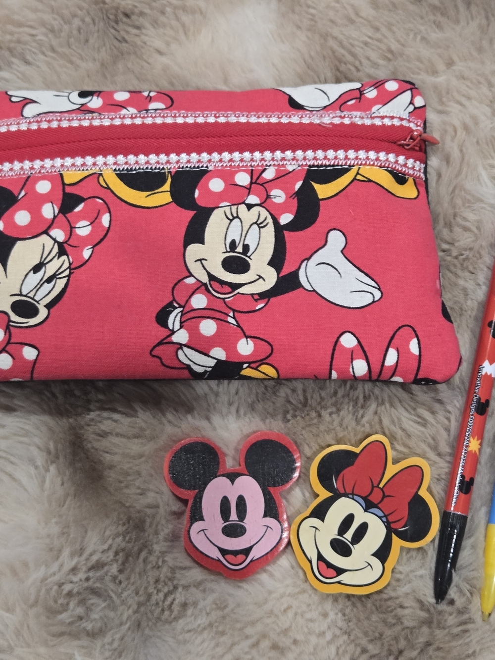 Disney Minnie Mouse Pink Kids Pencil Case & Sticker Set